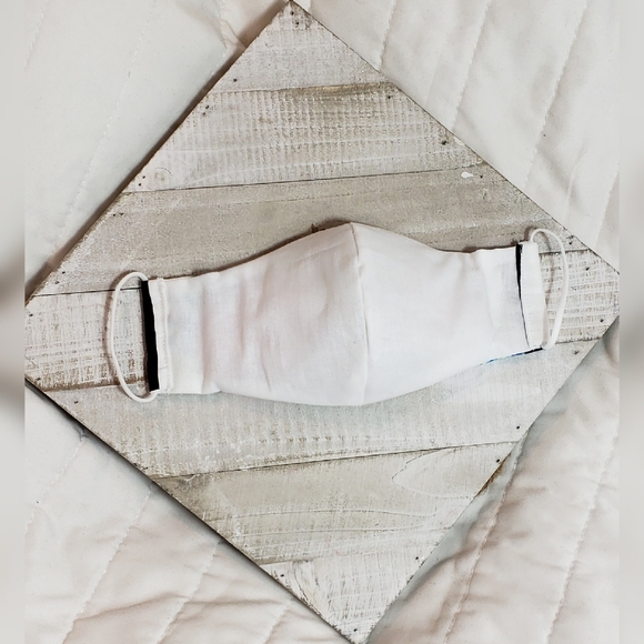 Rose Striped Face Mask Reversible Triple Layer Filter NWT - Picture 3 of 3